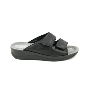 Beck 7012 – Sandalia pinky en piel doble velcro confort en negro