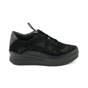 Stonefly 220676 Cream 47 – Inglés sport con cordón elástico y piso ligero en negro