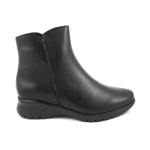 PieSanto 255873 – Botín en piel con cuña y doble plantilla en negro