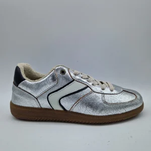 DEPORTIVO EN TONOS PLATA - 70496