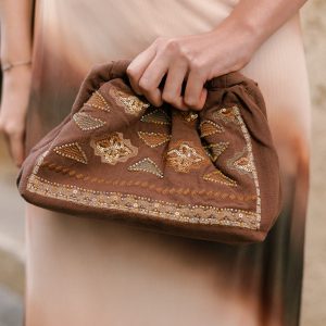 Clutch Pedrería Marrón