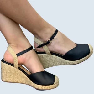 PLATAFORMA EN YUTE CAPELLADA CUBIERTA Y CORREA EN TOBILLO